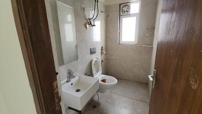 Image of 1955 Sq.ft 3 BHK Apartment / Flat for rent in Sunworld Arista, Sector 168, Noida for Rs. 38000