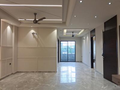 Living Room Image of 2250 Sq.ft 4 BHK Builder Floor for sale in Paschim Vihar New Delhi for Rs. 48500000