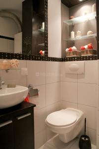 Bathroom Image of 1900 Sq.ft 3 BHK Apartment / Flat for sale in H Rishabraj Mangal Varsha, Santacruz West Mumbai for Rs. 92500000