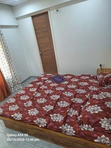 Bedroom Image of 1900 Sq.ft 3 BHK Apartment / Flat for rent in Shivala Sadbhav, Sargasan Gandhinagar for Rs. 35000