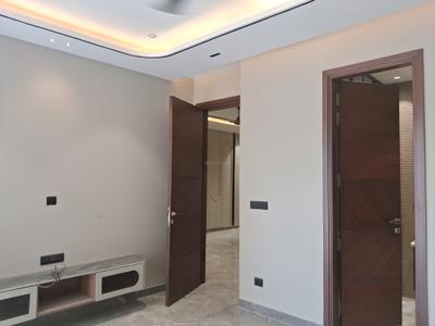 Bedroom Image of 1650 Sq.ft 3 BHK Builder Floor for sale in New Builder Floors, Paschim Vihar New Delhi for Rs. 37000000