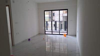 Living Room Image of 950 Sq.ft 2 BHK Apartment / Flat for rent in Mahindra Nestalgia, Pimpri Pune for Rs. 35000