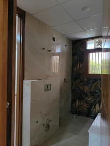 Common Bathroom Image of 2000 Sq.ft 4 BHK Builder Floor for sale in Vaishali Ghaziabad for Rs. 22000000