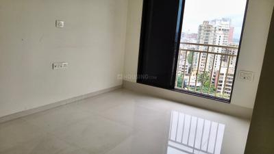 Bedroom Image of 670 Sq.ft 2 BHK Apartment / Flat for rent in Oxford Navrang Crystal, Goregaon West Mumbai for Rs. 60000