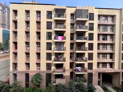Image of 1000 Sq.ft 2 BHK Apartment / Flat for sale in Lodha Sterling, Thane West, Thane for Rs. 18999999