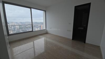 Bedroom Image of 950 Sq.ft 3 BHK Apartment / Flat for sale in Oberoi Eternia Towers A to D, Mulund West Mumbai for Rs. 28000000