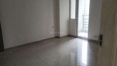 Bedroom Image of 1085 Sq.ft 2.5 BHK Apartment / Flat for rent in Express Zenith, Sector 77 Noida for Rs. 31250