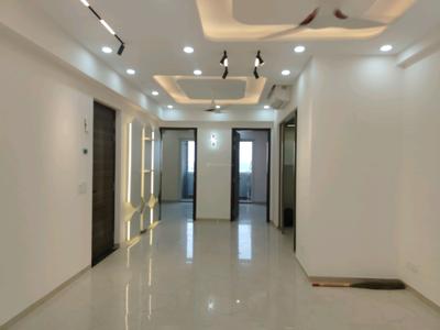 Living Room Image of 2985 Sq.ft 3 BHK Apartment / Flat for sale in Mahindra Luminare, Sector 59 Gurgaon for Rs. 75000000