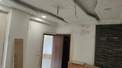 Bedroom Image of 1800 Sq.ft 4 BHK Apartment / Flat for sale in Sector 102 Noida for Rs. 8500000