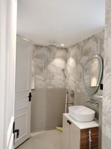 Common Bathroom One Image of 2000 Sq.ft 3 BHK Apartment / Flat for sale in Sun View Apartment, Sector 9 Dwarka New Delhi for Rs. 31500000