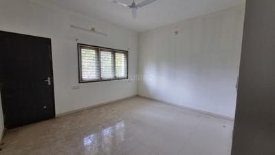 Bedroom Image of 2100 Sq.ft 3 BHK Independent House for rent in Vallabh Vidhyanagar Anand for Rs. 18000