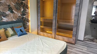 Bedroom Image of 650 Sq.ft 2 BHK Apartment / Flat for sale in Raunak Centrum, Chembur Mumbai for Rs. 15800000