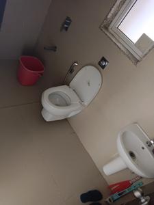 Bathroom Image of 1050 Sq.ft 2 BHK Apartment / Flat for sale in Runwal Forest Tower 1 To 4, Kanjurmarg West Mumbai for Rs. 20500000