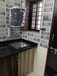 Kitchen Image of 700 Sq.ft 2 BHK Builder Floor for rent in Karelibagh Vadodara for Rs. 14000