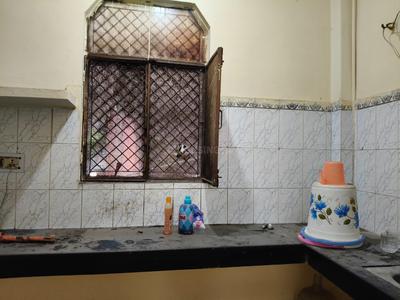 Kitchen Image of 460 Sq.ft 1 BHK Builder Floor for rent in Nawada New Delhi for Rs. 7500