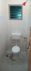 Bathroom Image of 800 Sq.ft 2 BHK Apartment / Flat for rent in Ariyamangalam Area Tiruchirappalli for Rs. 8200