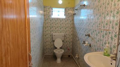 Bedroom Image of 835 Sq.ft 2 BHK Apartment / Flat for sale in Airport Gate no. 1 Kolkata for Rs. 2600000