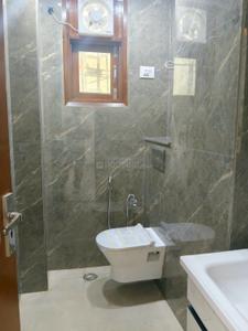 Bathroom Image of 750 Sq.ft 2 BHK Apartment / Flat for sale in Sultanpur New Delhi for Rs. 6500000