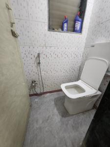 Bathroom Image of 650 Sq.ft 1 BHK Apartment / Flat for rent in Airoli Plaza, Airoli Navi Mumbai for Rs. 35000