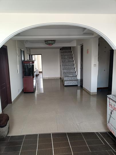 Amrapali Zodiac Main Image 1