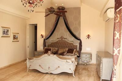Bedroom Image of 8550 Sq.ft 5 BHK Villa for sale in Venetian Villas, Thaltej Ahmedabad for Rs. 100000000