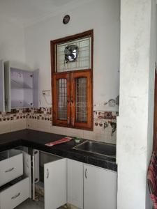 Kitchen Image of 750 Sq.ft 1 BHK Independent House for rent in Delta II Greater Noida for Rs. 15000