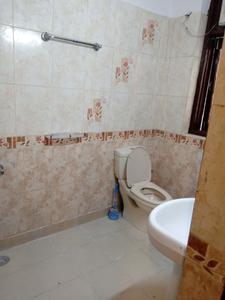 Bathroom Image of 1550 Sq.ft 3 BHK Apartment / Flat for rent in Nav Sanjivan CGHS, Sector 12 Dwarka New Delhi for Rs. 37500