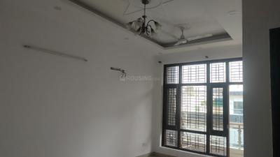 Living Room Image of 1205 Sq.ft 2 BHK Builder Floor for rent in Sector 105 Noida for Rs. 32000
