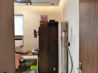 Bedroom Image of 745 Sq.ft 3 BHK Apartment / Flat for rent in Pyramid Altia, Sector 70 Gurgaon for Rs. 38000