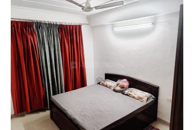 Image of 1040 Sq.ft 3 BHK Apartment / Flat for rent in Sare Crescent Green Parc, Sector 92, Gurgaon for Rs. 31000