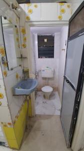 Bathroom Image of 550 Sq.ft 1 BHK Apartment / Flat for rent in Matoshree Nagar Nashik for Rs. 10000
