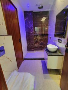 Bathroom Image of 920 Sq.ft 3 BHK Builder Floor for sale in Lp Block Pitampura, Pitampura New Delhi for Rs. 18300000