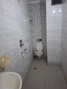 Bathroom Image of 720 Sq.ft 2 BHK Builder Floor for rent in Tagore Garden Extension New Delhi for Rs. 28000
