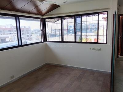 Bedroom Image of 1800 Sq.ft 3 BHK Apartment / Flat for rent in Madhura Nagar Hyderabad for Rs. 45000
