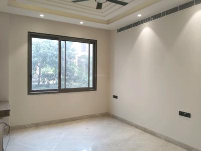 Bedroom Image of 2880 Sq.ft 4 BHK Builder Floor for sale in Mukherjee Nagar New Delhi for Rs. 80000000
