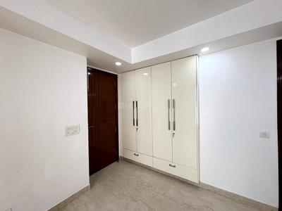 Bedroom Image of 1800 Sq.ft 3 BHK Builder Floor for rent in Green Park New Delhi for Rs. 120000