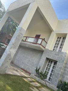 Image of 8000 Sq.ft 5 BHK Independent House for sale in Neelankarai, Chennai for Rs. 125000000