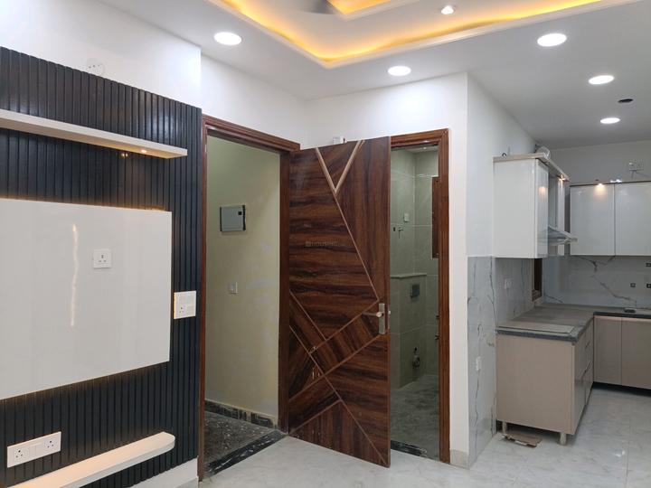 2 BHK 650 Sqft Independent Floor for sale at Mahavir Enclave, New Delhi