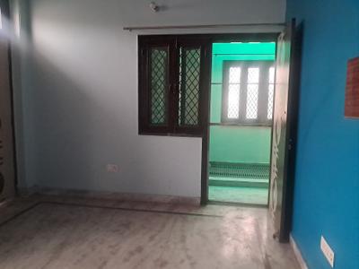 Bedroom Image of 1100 Sq.ft 2 BHK Builder Floor for rent in Bulandshahr Road Industrial Area Ghaziabad for Rs. 14000