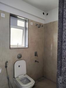 Common Bathroom Image of 540 Sq.ft 1 BHK Apartment / Flat for rent in Rosa Gardenia, Kasarvadavali Thane for Rs. 16523
