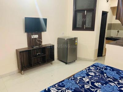 Bedroom Image of 600 Sq.ft 1 RK Independent House for rent in DLF Phase 3 Gurgaon for Rs. 11000