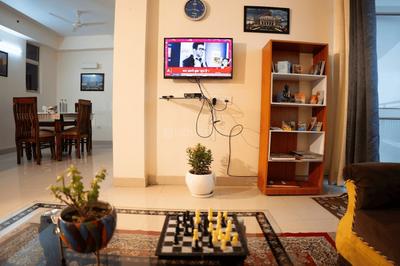 Hall Image of 1500 Sq.ft 3 BHK Apartment / Flat for rent in Paarth Aadyant, Ahmamau Lucknow for Rs. 42000