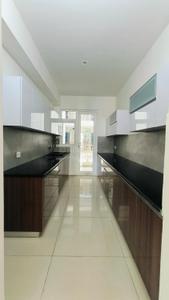 Kitchen Image of 2200 Sq.ft 4 BHK Apartment / Flat for sale in Fortune Victoria Heights, Dhakoli Zirakpur for Rs. 13500000