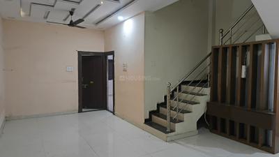 Living Room Image of 2000 Sq.ft 3 BHK Independent House for rent in Ghuru Bilaspur for Rs. 21000