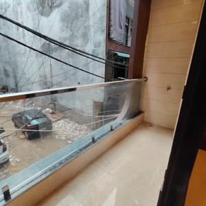Balcony Image of 950 Sq.ft 3 BHK Builder Floor for rent in Nawada New Delhi for Rs. 20000