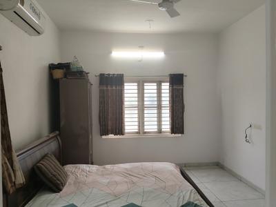 Bedroom Image of 8730 Sq.ft 3.5 BHK Independent House for rent in Sanskruti Sentossa Greens, Vaishno Devi Circle Ahmedabad for Rs. 75000