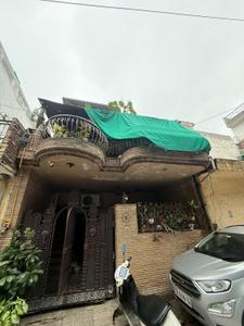 Image of 900 Sq.ft 4 BHK Villa for sale in Vishnu Garden, New Delhi for Rs. 38000000