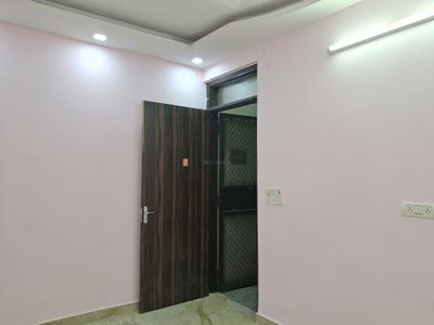Living Room Image of 700 Sq.ft 2 BHK Builder Floor for rent in Mansarover Garden New Delhi for Rs. 27000