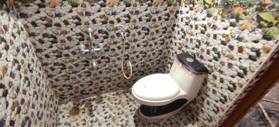 Bathroom Image of 800 Sq.ft 2 BHK Apartment / Flat for rent in Upparhalli Tumkur for Rs. 16000