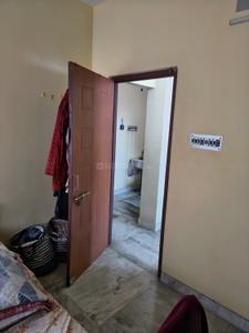 Bedroom Image of 480 Sq.ft 1 BHK Apartment / Flat for rent in Purba Barisha Kolkata for Rs. 10000